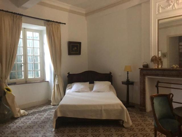 Chateau De Paulignan Trausse Eksteriør bilde
